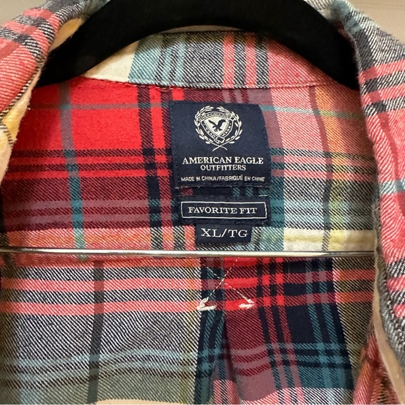 American Eagle Women’s Red Holiday Flannel | Favorite Fit | Size XL - Picture 3 of 5